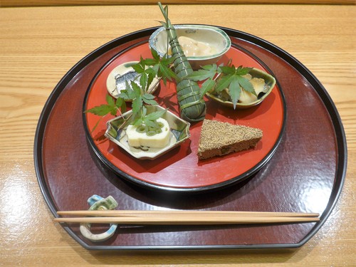 表参道「日本料理 太月」へ行く。_f0232060_12395273.jpg
