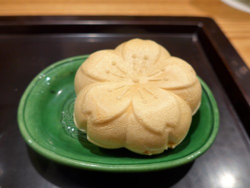 表参道「日本料理 太月」へ行く。_f0232060_136270.jpg