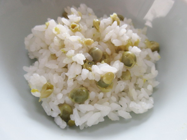 【自作】エンドウマメの豆ごはん_c0152767_22191711.jpg