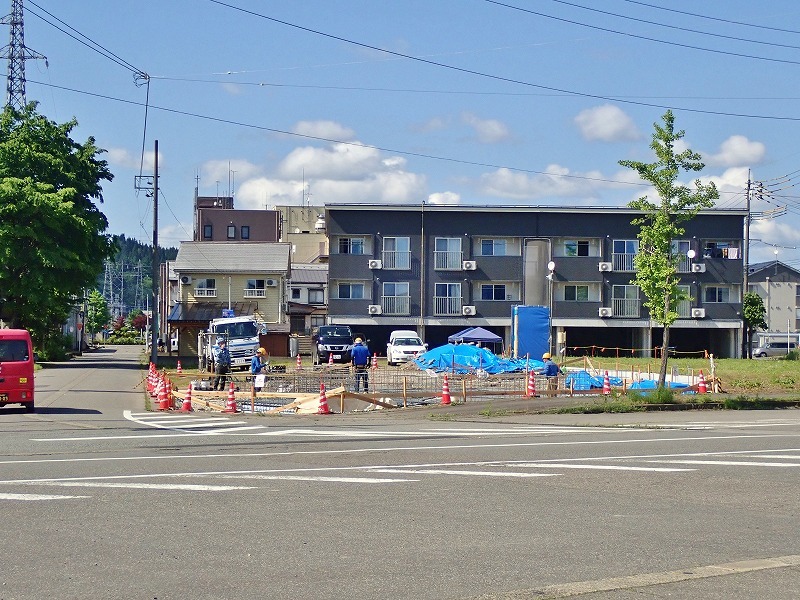 浦佐駅周辺はチョットした新築ブームです!_c0336902_18281866.jpg