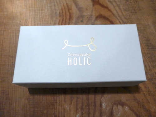 「Cheesecake HOLIC」のクリームチーズケーキ_f0232060_18374215.jpg