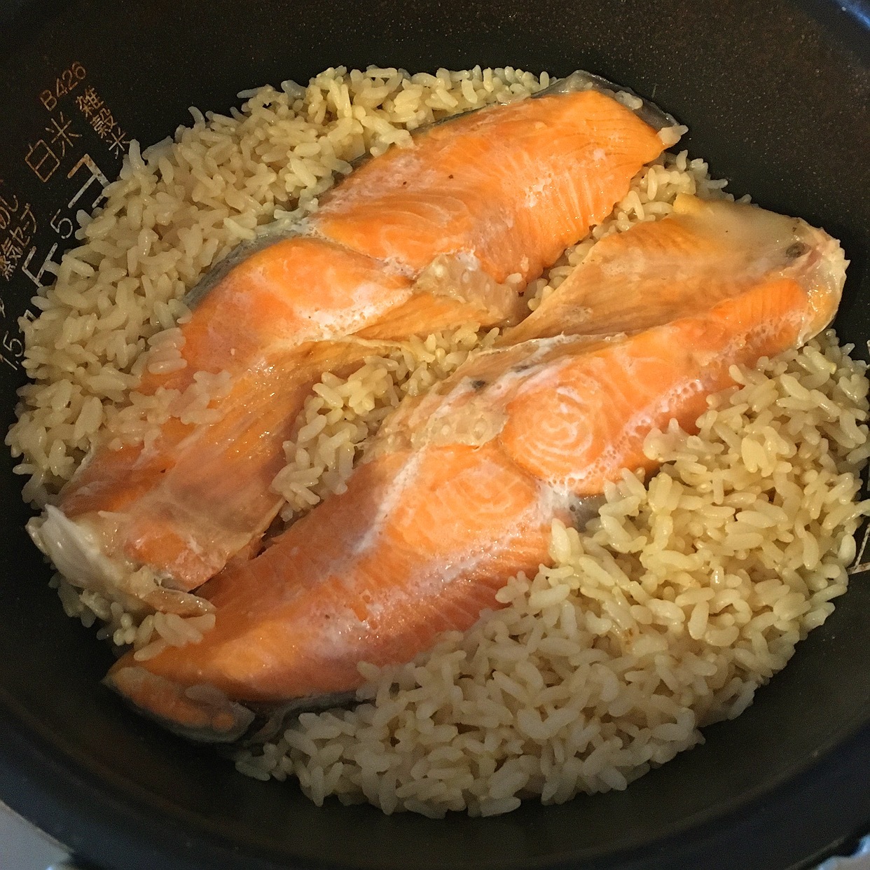 鮭で炊き込みご飯 野口家のふだんごはん レシピ置場 鮭で炊き込みご飯 野口家のふだんごはん レシピ置場
