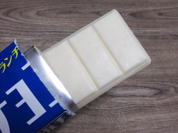 板チョコアイス ザクザクホワイト 森永製菓株式会社 岐阜うまうま日記 旧 池袋うまうま日記 板チョコアイス ザクザクホワイト 森永製菓株式会社 岐阜うまうま日記 旧 池袋うまうま日記