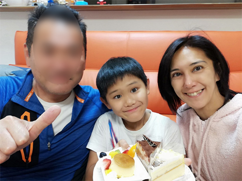 ついに9歳に!「つ」がつく年齢の最後の年。いよいよ大人への階段上るのね~_d0169072_21112908.jpg