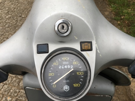 1978 Piaggio Vespa P150X 初期型 ツーオーナー_f0123137_19292495.jpg