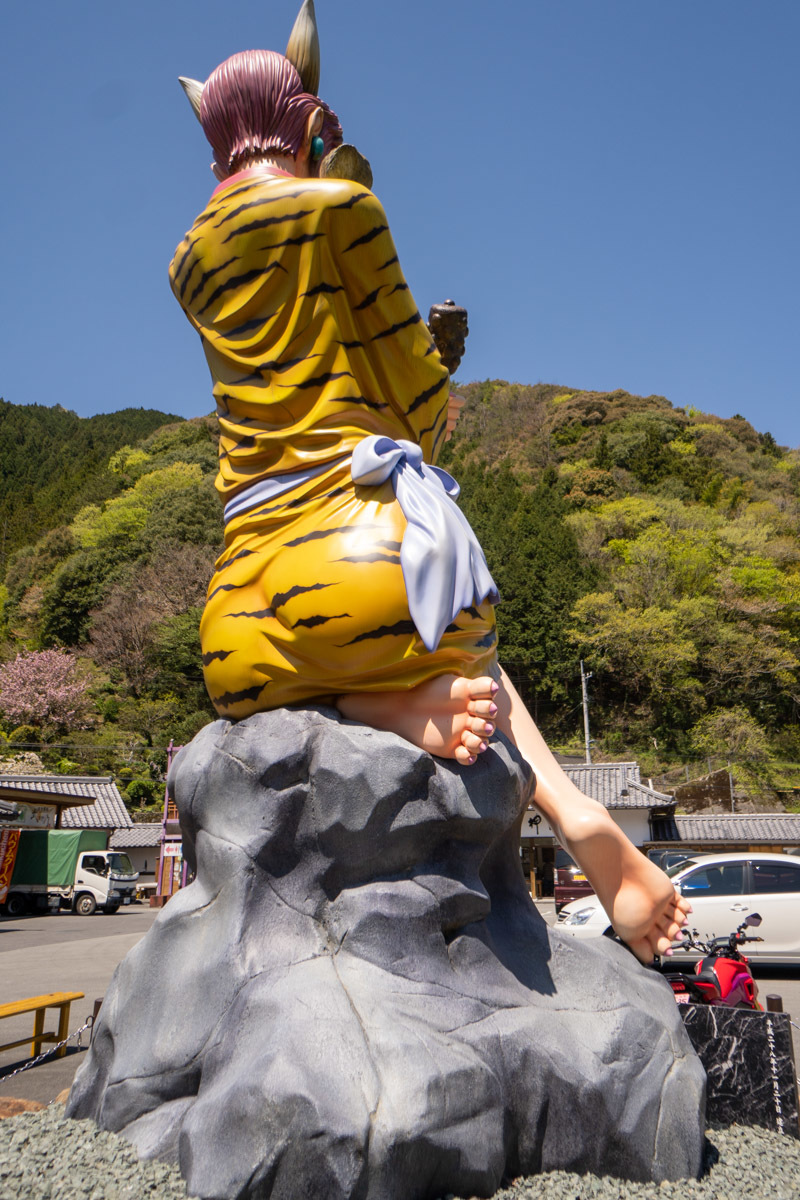 鬼北町で 二匹の鬼に会う にゃお吉の高知競馬 応援写真日記 A 高知の美味しいお店