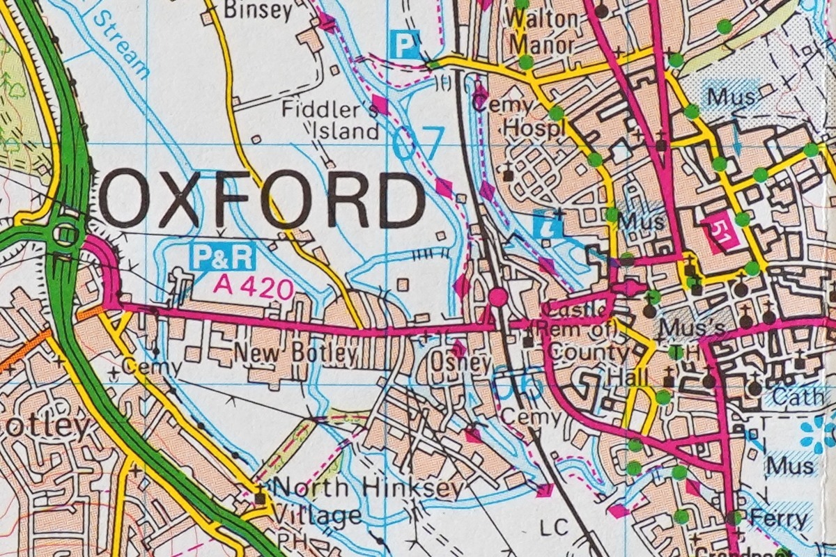 ガチ撮りされた英国陸地測量部の地図_d0353489_13104540.jpg