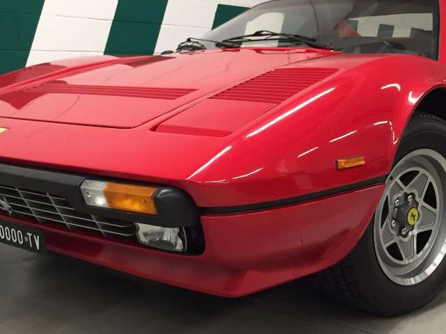 オリジナルの走行10,000㎞の308GTB QV_a0129711_12364547.jpg