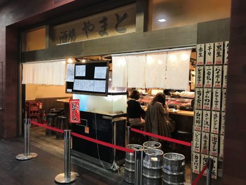 会いに行きたい人がいる、飲みに行きたいお店がある。_f0009169_10341669.jpg