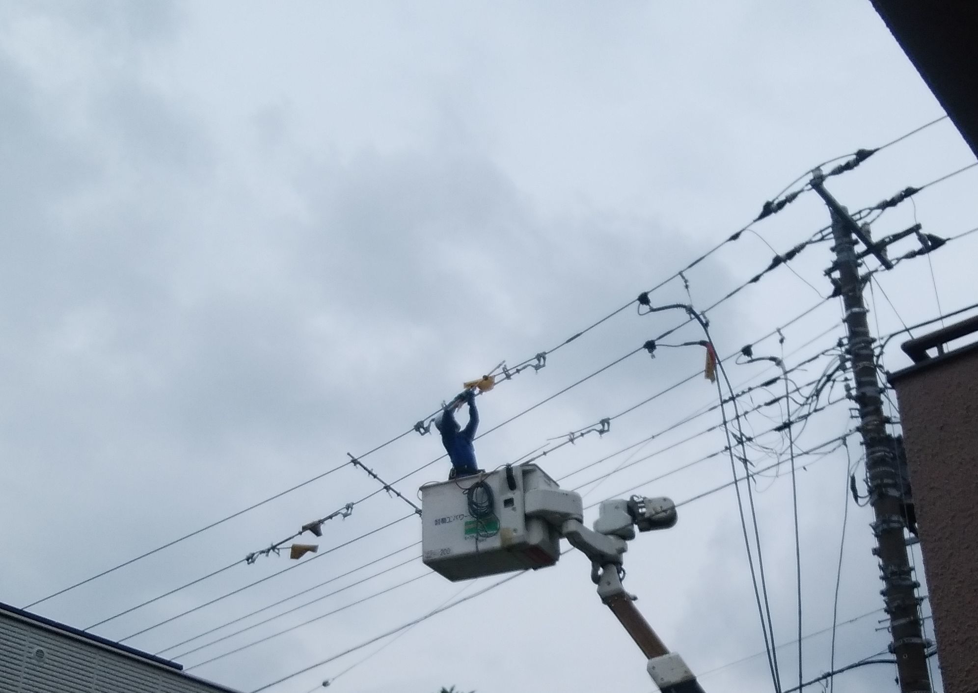 インフラ整備に取り組む 電線マン 古稀からの日々