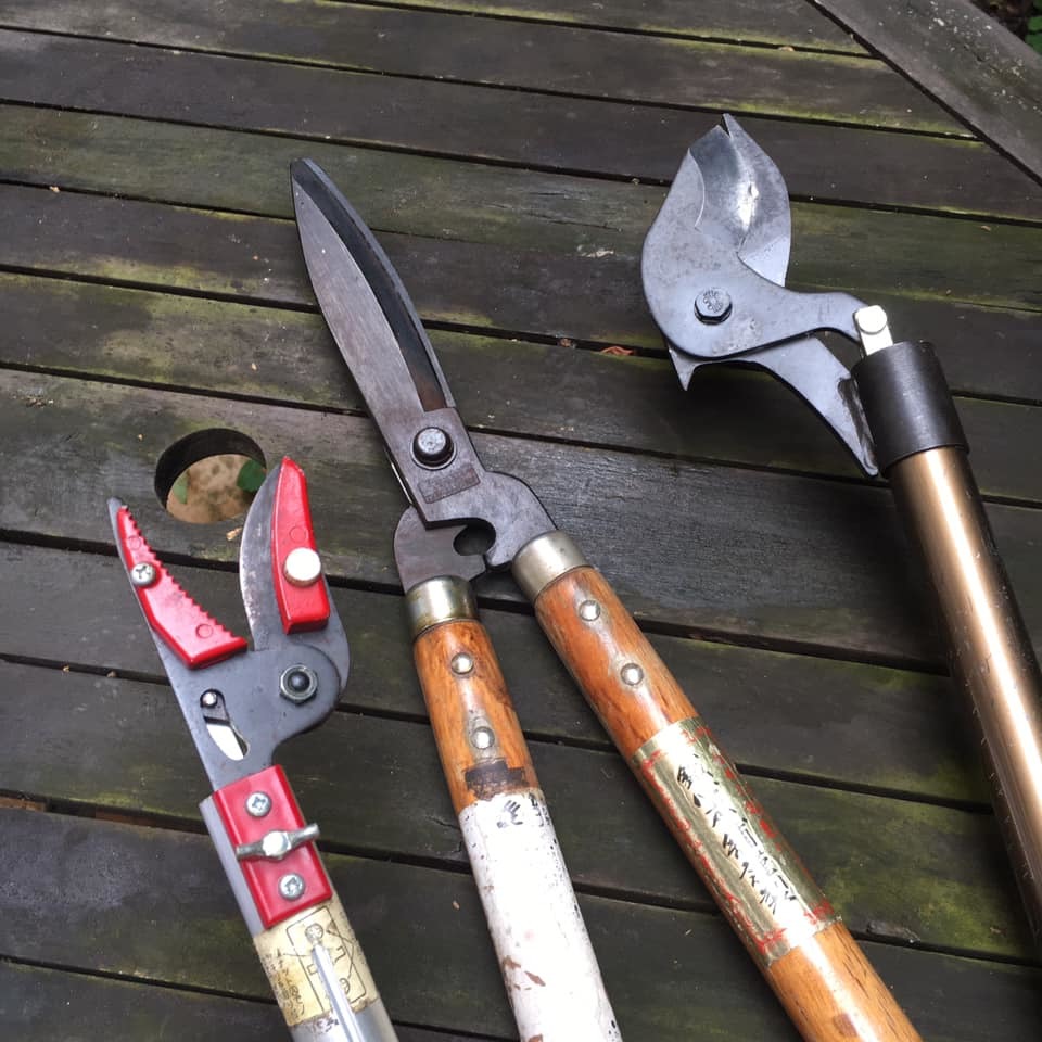 園芸ハサミ類のお手入れ Mayumin S Rose Garden Table 小さな秘密の花園で 園芸ハサミ類のお手入れ Mayumin S Rose Garden Table 小さな秘密の花園で