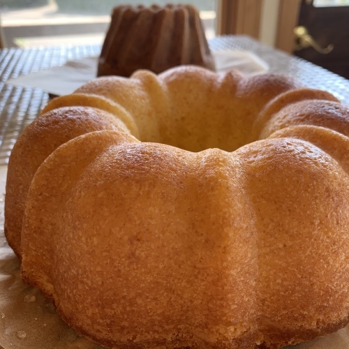 なんて爽やかな晴れ晴れとした気分 お菓子最高〜_a0134394_19005402.jpeg