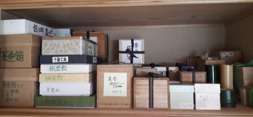 コロナ自粛中 茶道具の大整理整頓 : 朝日茶道教室
