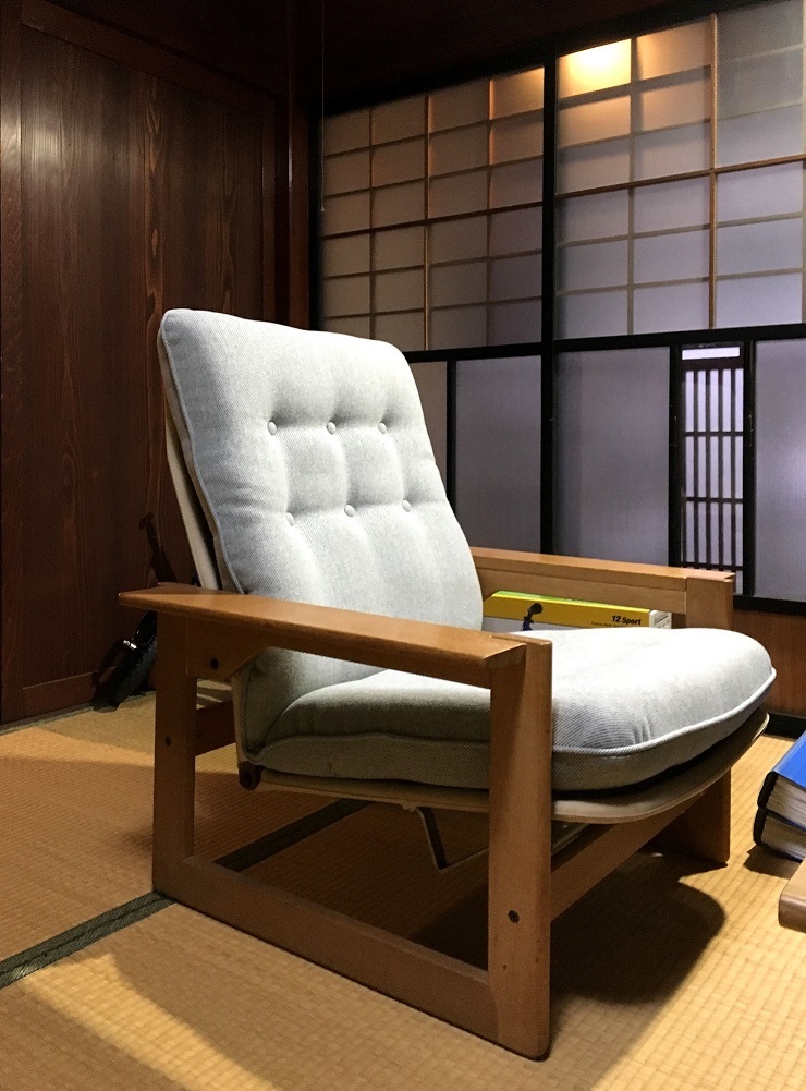 カリモク家具のリクライナーの修理_d0224984_15014562.jpg
