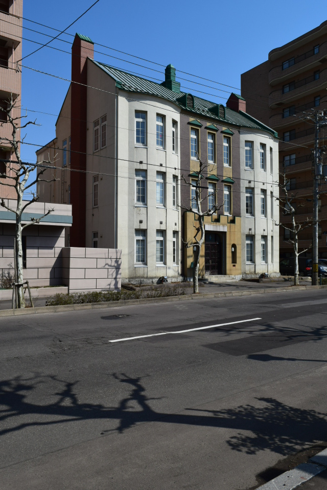 不動貯金銀行函館支店(建築家・関根要太郎作品研究)_f0142606_12262167.jpg