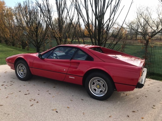 オリジナルの走行10,000㎞の308GTB QV_a0129711_12485429.jpg