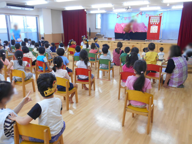 お誕生日会_e0148419_915135.jpg