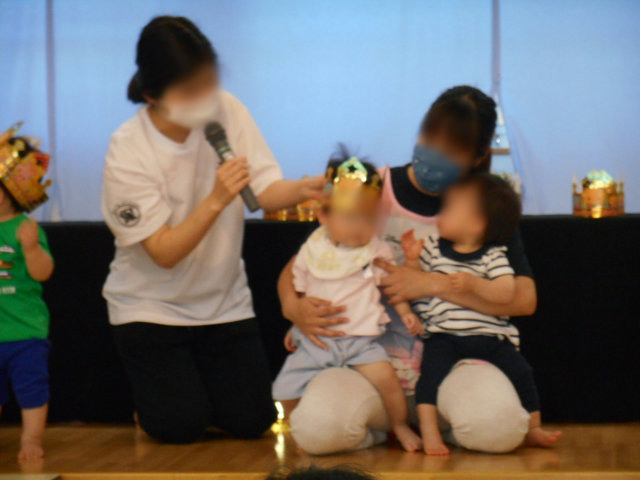 お誕生日会_e0148419_964854.jpg