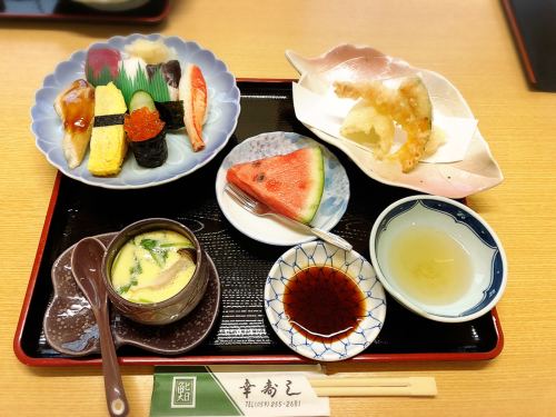 幸寿司_e0292546_00235521.jpg