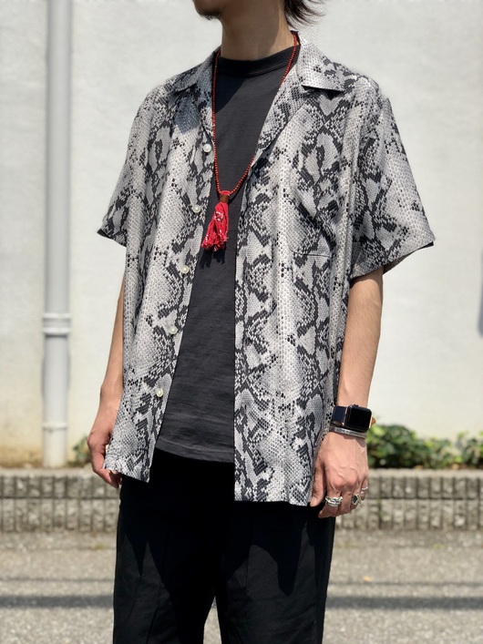 wackomaria PYTHON OPEN COLLAR SHIRT