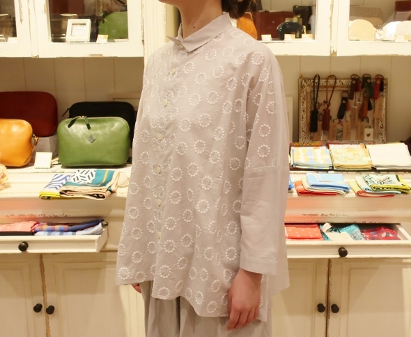 入荷のご案内です。_c0227633_16101241.jpg