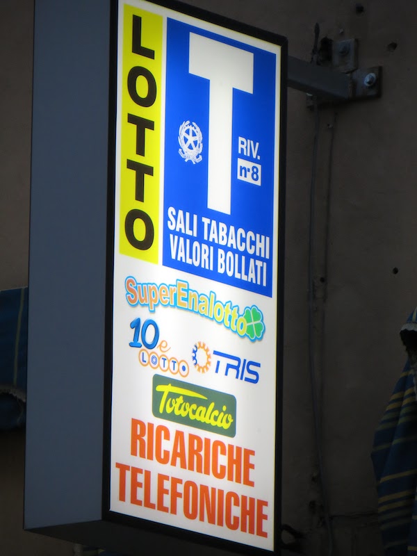 第33号(1)「Tabaccheria、店・職業を表すイタリア語」_f0234936_21104247.jpg