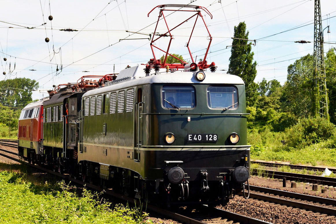 鉄道車輌の DIN いまむかし_e0175918_03362170.jpg