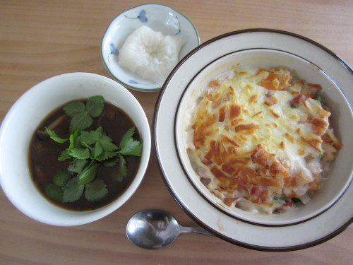 お昼ごはんは・・・ドリア_b0021059_09232229.jpg