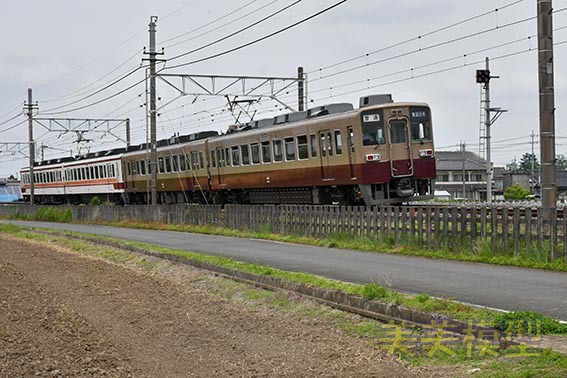 壬生わんぱく公園と東武6050系_d0110009_15272493.jpg
