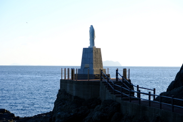 「長崎・上五島 桐教会 浜串教会」_a0000029_22361147.jpg