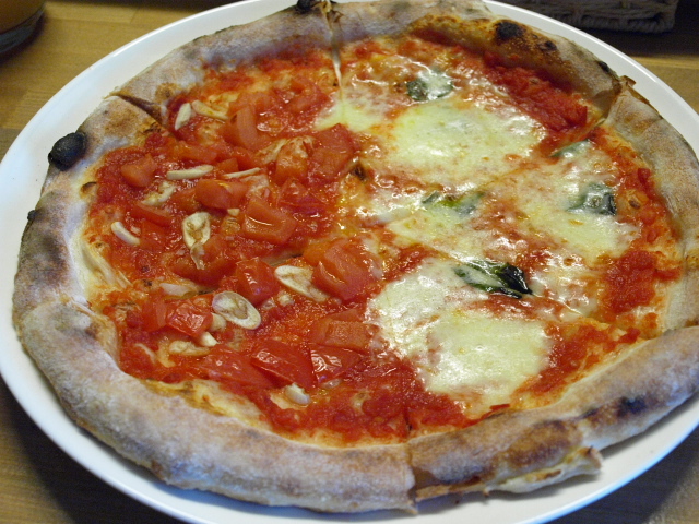 イタリアンレストラン トンチーニ その4(インフィニティピザNight)_d0153062_05191859.jpg