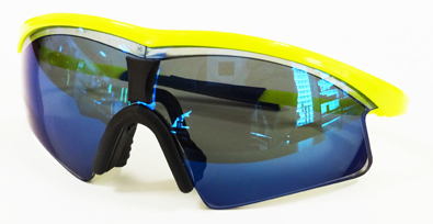 金栄堂オリジナルOAKLEY(オークリー)サングラスMフレーム用全視界度付きダイレクトスポーツレンズ開始!_c0003493_17244480.jpg