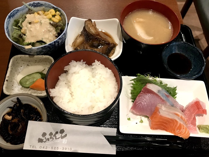 銀ダラカマ煮と刺し身三点定食@ふらんこ(立川)_c0212604_12381641.jpg