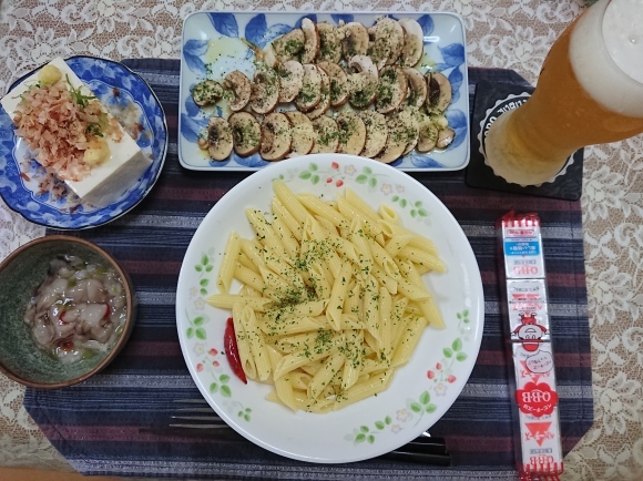 6/3夜勤明け 黒ラベル、ストロングゼロダブルパイナップル、マッシュルームカルパッチョ、残りオイルでペンネペペロンチーノ@自宅_b0042308_16174718.jpg