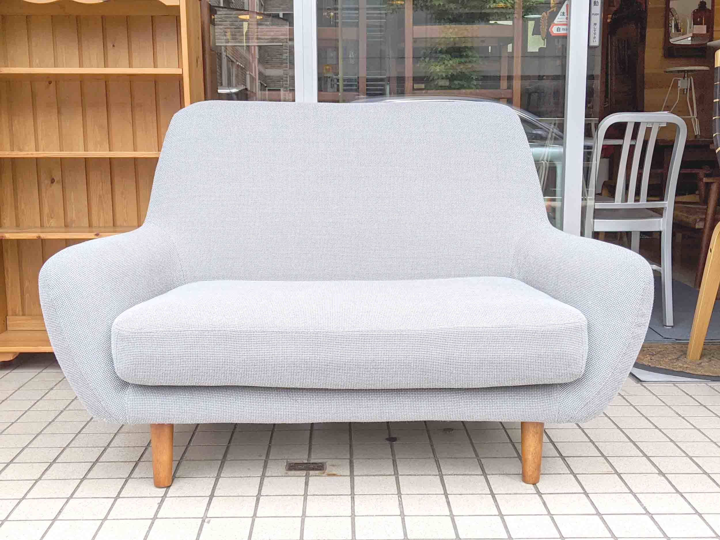 Unico ウニコ Kukka クッカ カバーリングソファ 2シーター が入荷しました Resale Loopのブログ