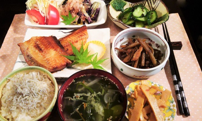 晩ご飯 和食 灰干しホッケの焼き魚と作り置き3品副菜で簡単 料理と趣味の部屋 晩ご飯 和食 灰干しホッケの焼き魚と作り置き3品副菜で簡単 料理と趣味の部屋