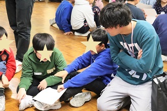 新潟市立五十嵐小学校においてワークショップを行いました_c0167632_13354842.jpg
