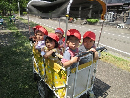 たんぽぽ組 青田川の広場へ_c0212598_14152265.jpg