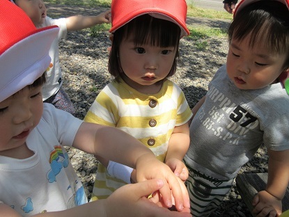 たんぽぽ組 青田川の広場へ_c0212598_14153465.jpg