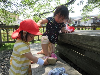 たんぽぽ組 青田川の広場へ_c0212598_14160180.jpg