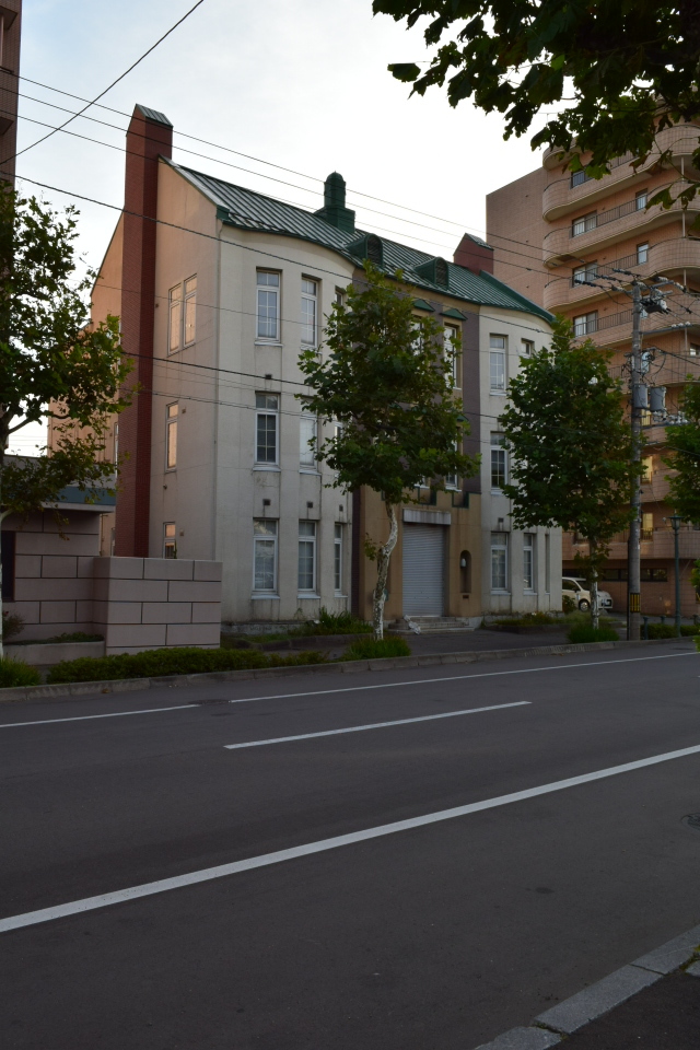 不動貯金銀行福岡支店(建築家・関根要太郎作品研究)_f0142606_09251179.jpg