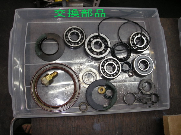 BMW R100GS ミッションとファイナルドライブのOH_e0218639_11124615.jpg