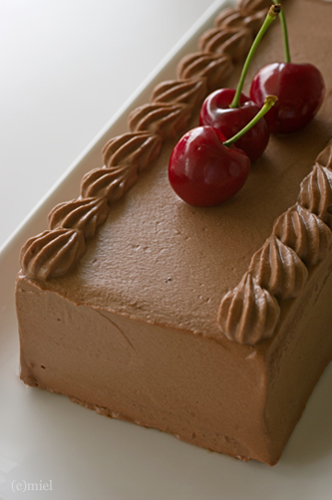 Gâteau à la crème au chocolat au lait_f0147145_17272792.jpg