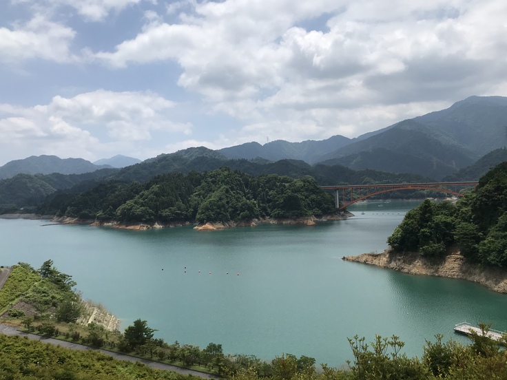 曇り空の宮ヶ瀬にて。_c0212604_12134723.jpg