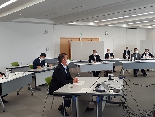 12市町村将来像に関する有識者検討会_d0003224_10390271.jpg