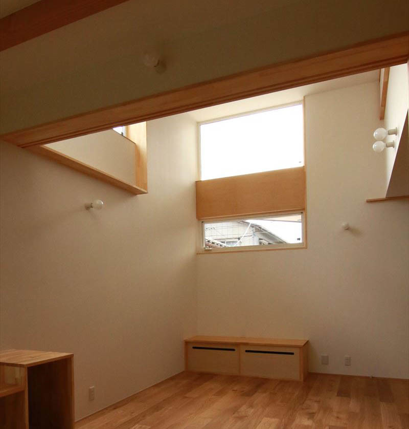 住宅密集地に建つ光あふれる開放感のある住まい 完成見学会_b0349892_15541702.jpg
