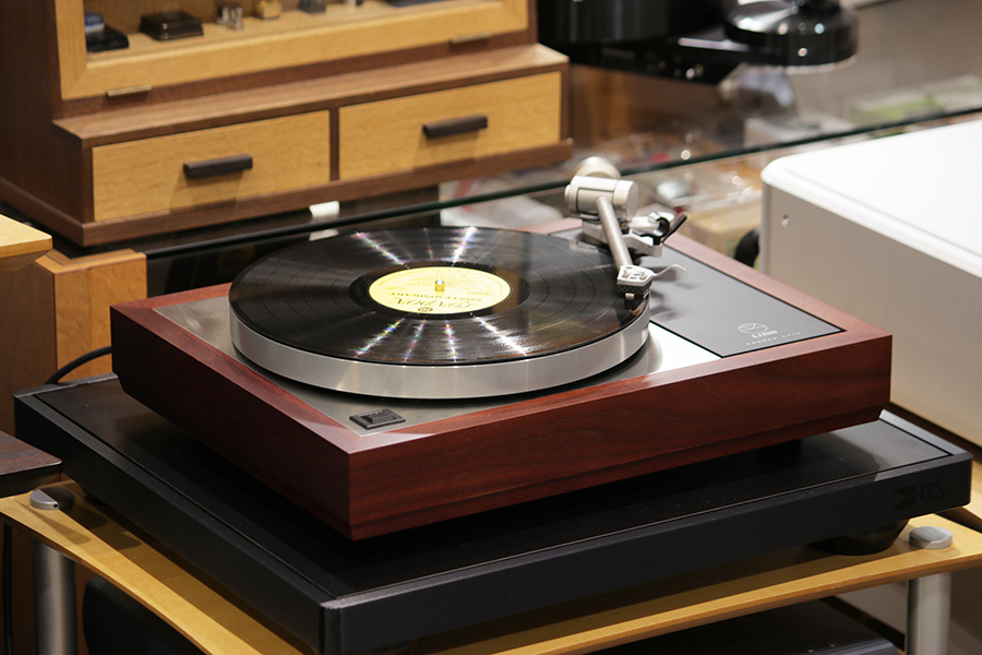 LINN「LP12」:軸受けのバージョンアップ : 僕たちのオーディオ by