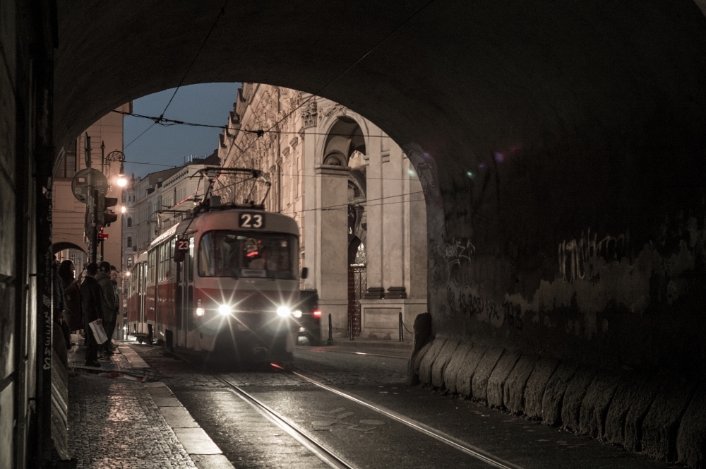 A moment in Prague #57 - 夜の帳が下りて -_d0349265_14395396.jpg