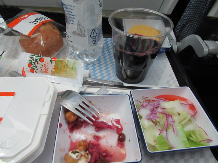 NH215機内食☆行きはカレー攻め!_c0212604_20425691.jpg