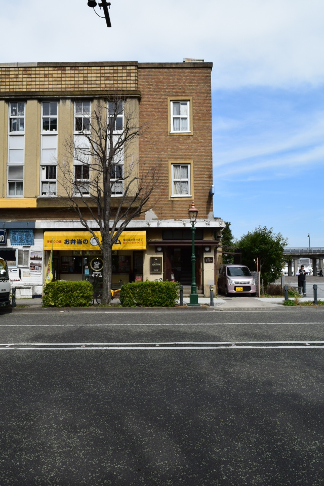 横浜市中区海岸通りの昭和ビル(昭和モダン建築探訪)_f0142606_14172962.jpg